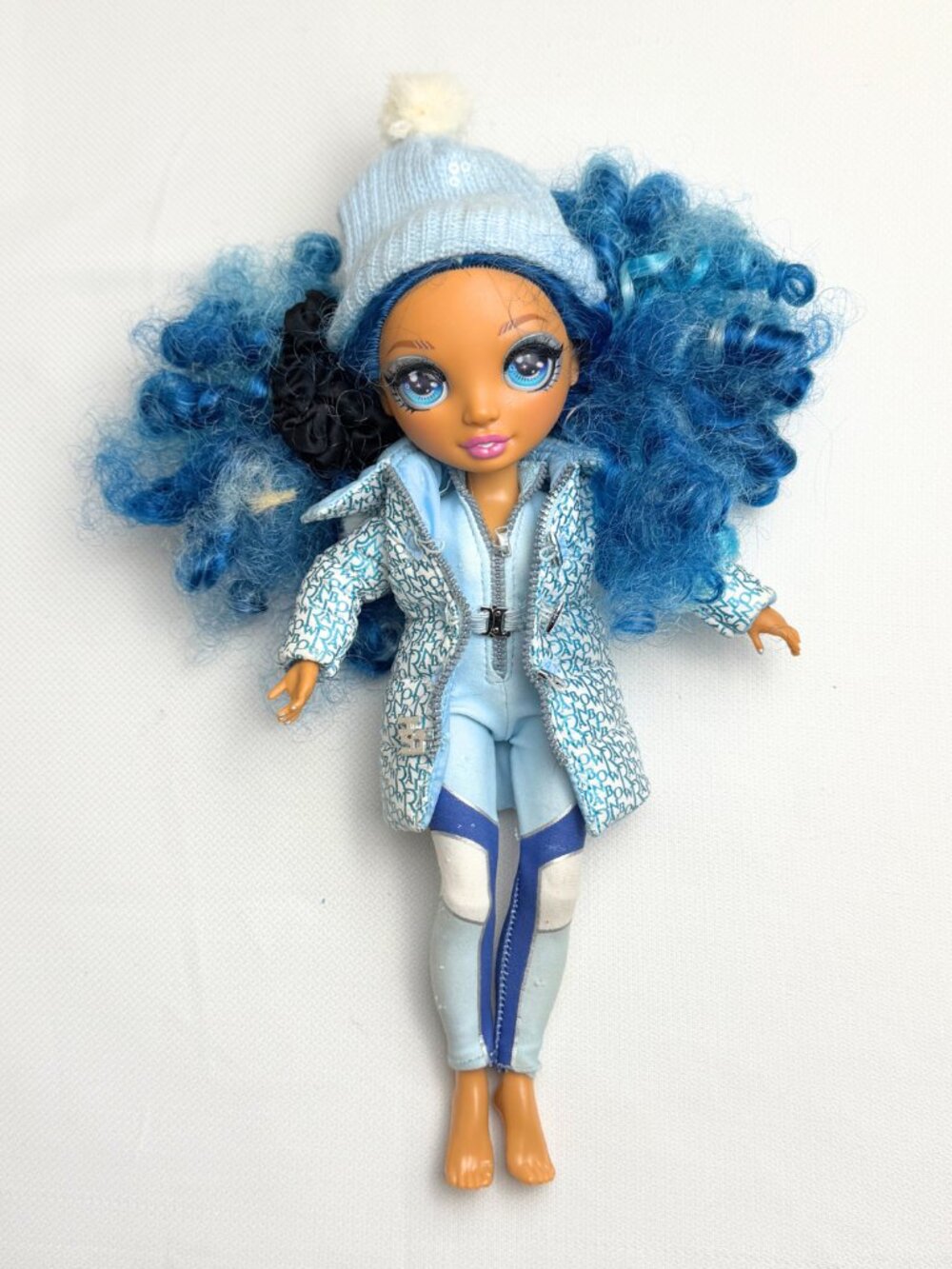 2021 Rainbow High Skylar Bradshaw Doll